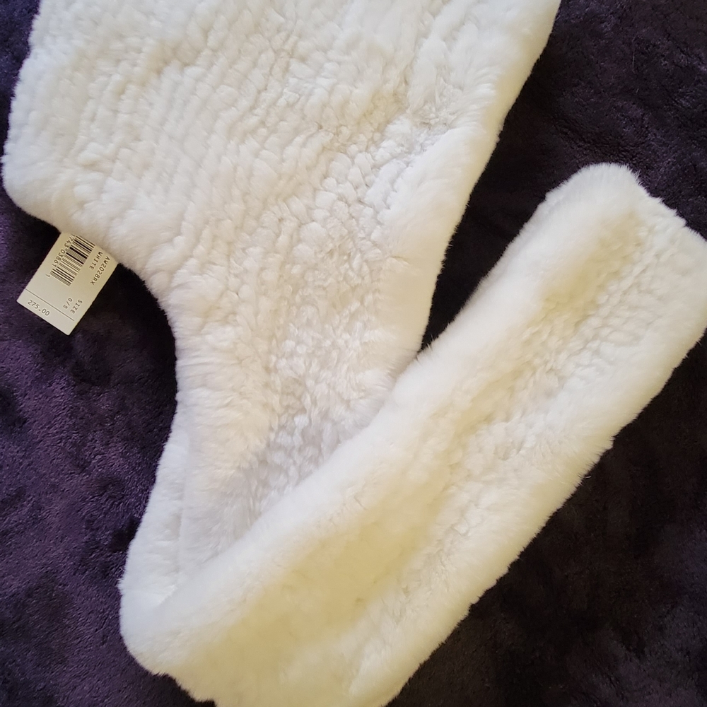 Annabelle New York Hooded Scarf